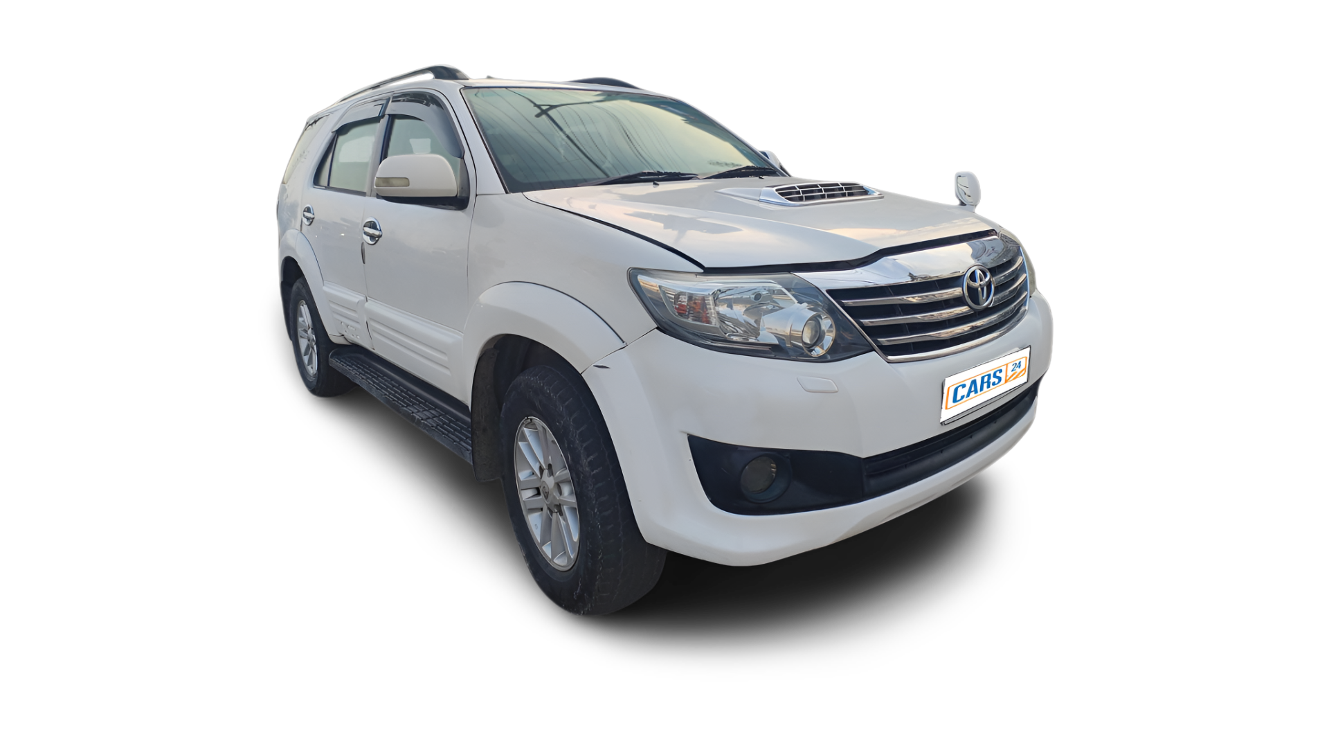 Toyota Fortuner-img